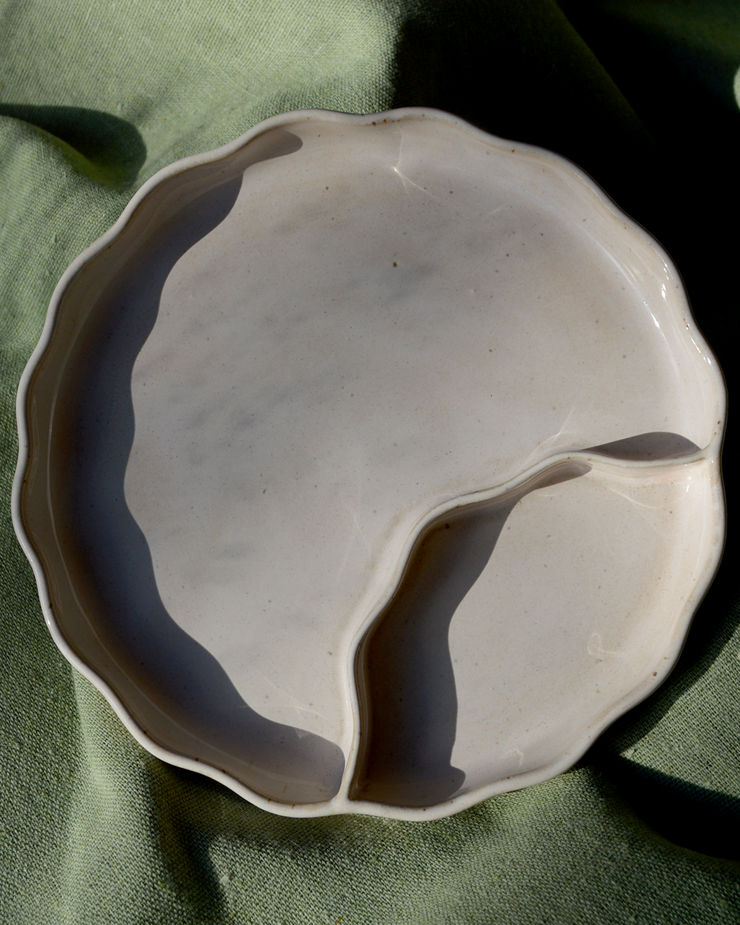 Wavy Segmented Dish
