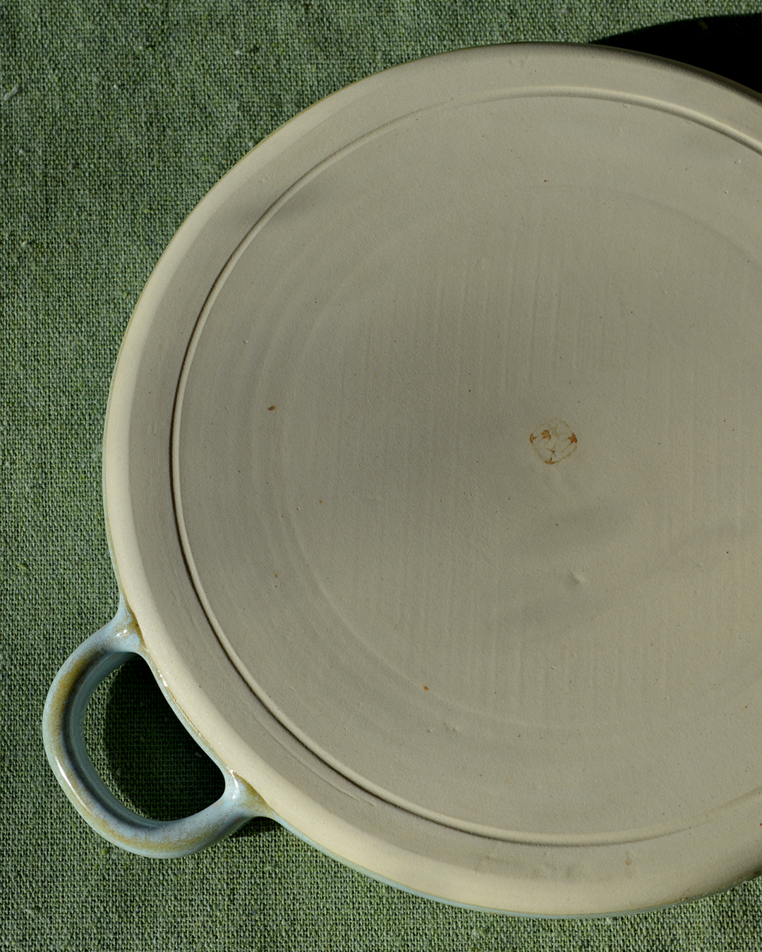 Handled Dish