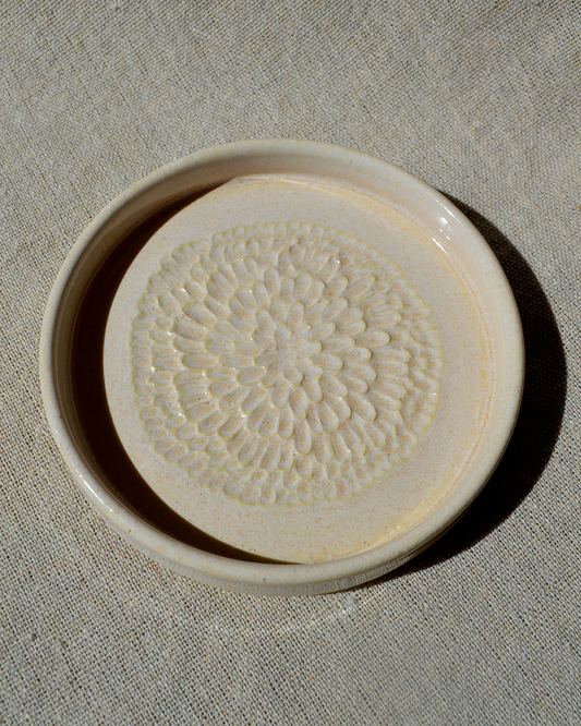 Cream Garlic Grater