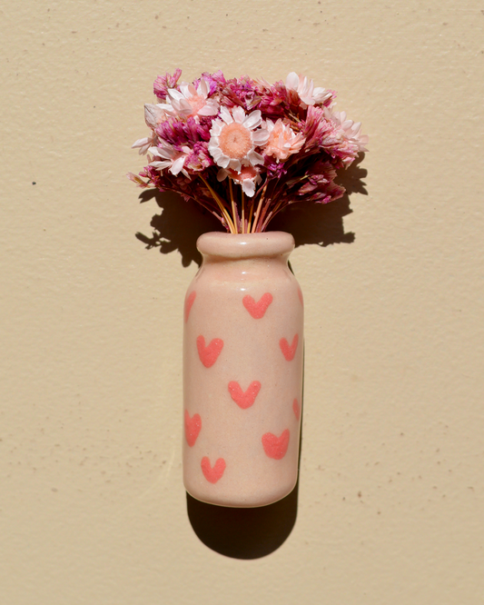 Dried Flower Pink Hearts Vase Magnet