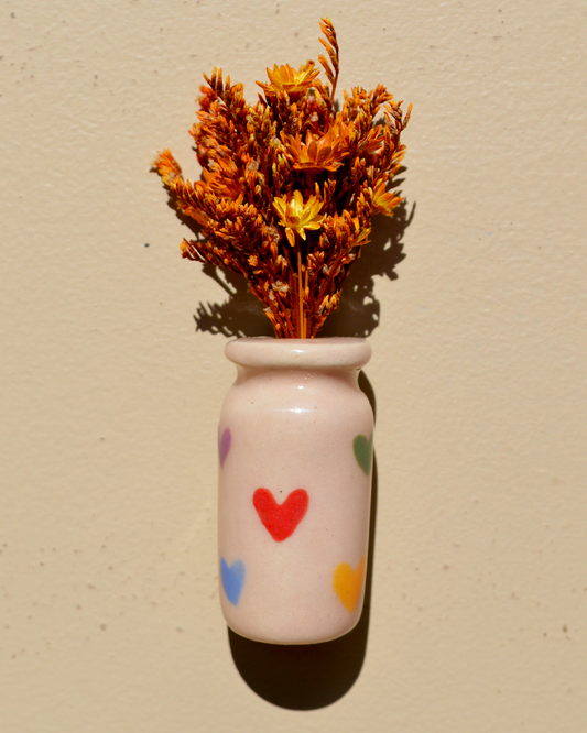 Dried Flower Colourful Hearts Vase Magnet