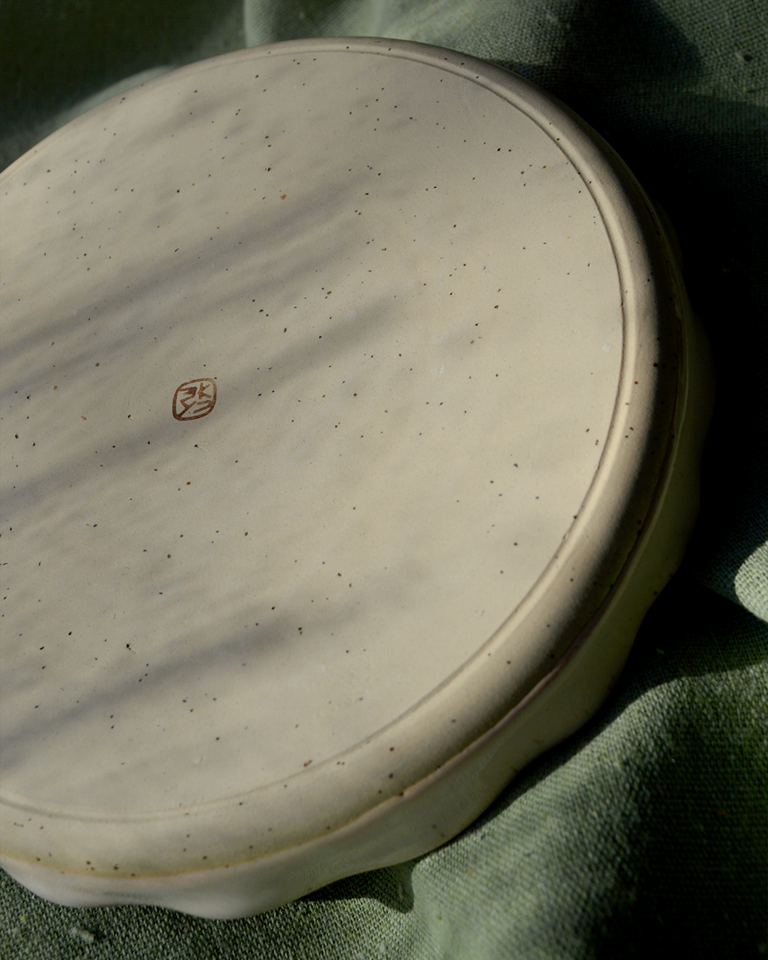 Wavy Segmented Dish