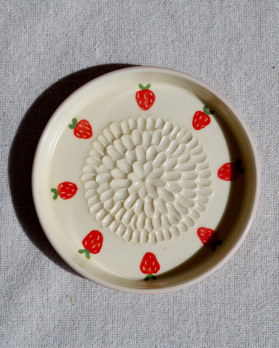 Strawberry Garlic Grater