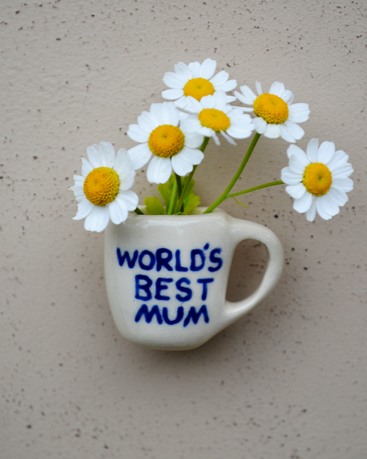 Mum Mug Fresh Flower Magnet (World's Best Mum)