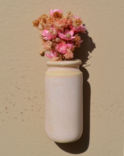 Dried Flower Pink Vase Magnet