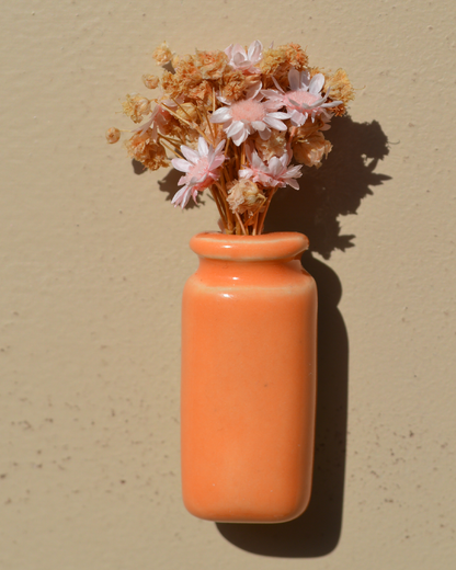 Dried Flower Orange Vase Magnet