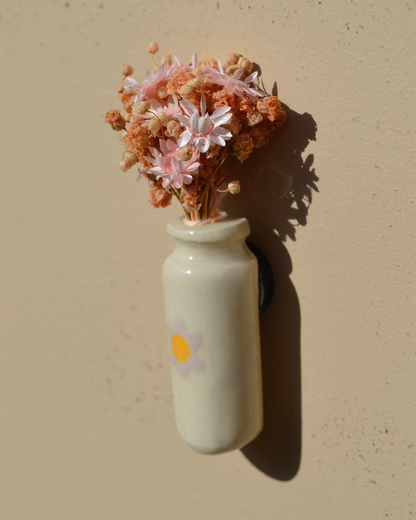 Dried Flower Pink Flower Vase Magnet