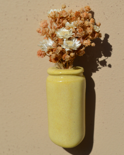Dried Flower Yellow Vase Magnet