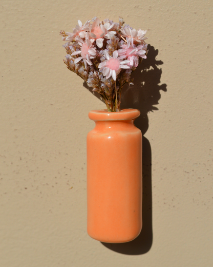 Dried Flower Orange Vase Magnet