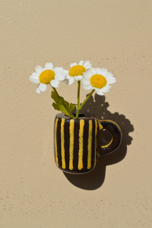 Fresh Flower Striped Mug Magnet