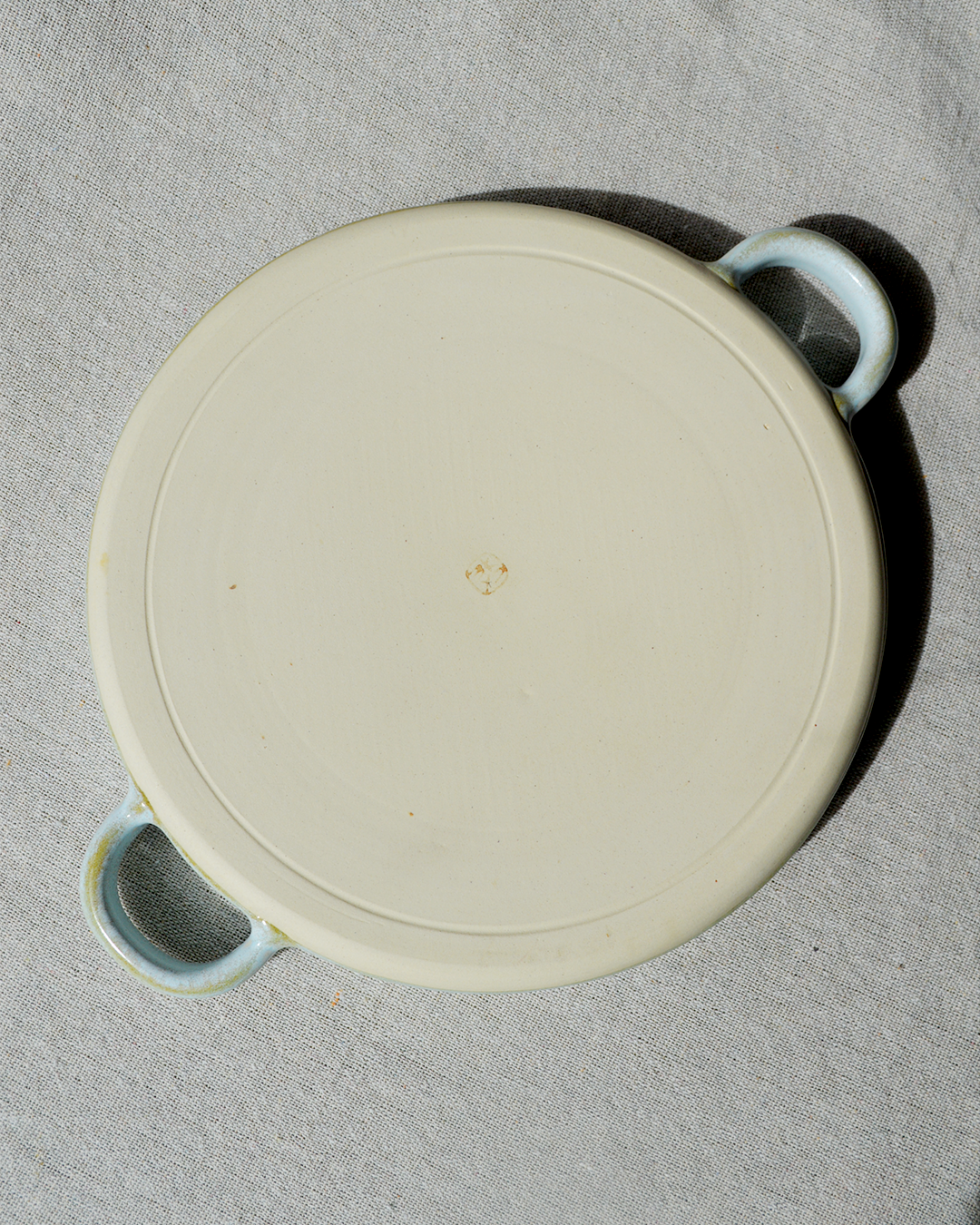 Handled Dish
