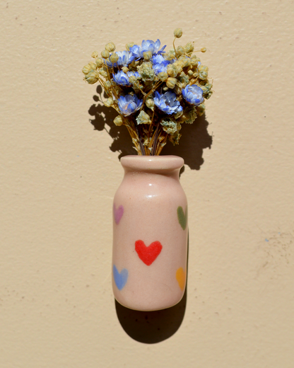 Dried Flower Colourful Hearts Vase Magnet