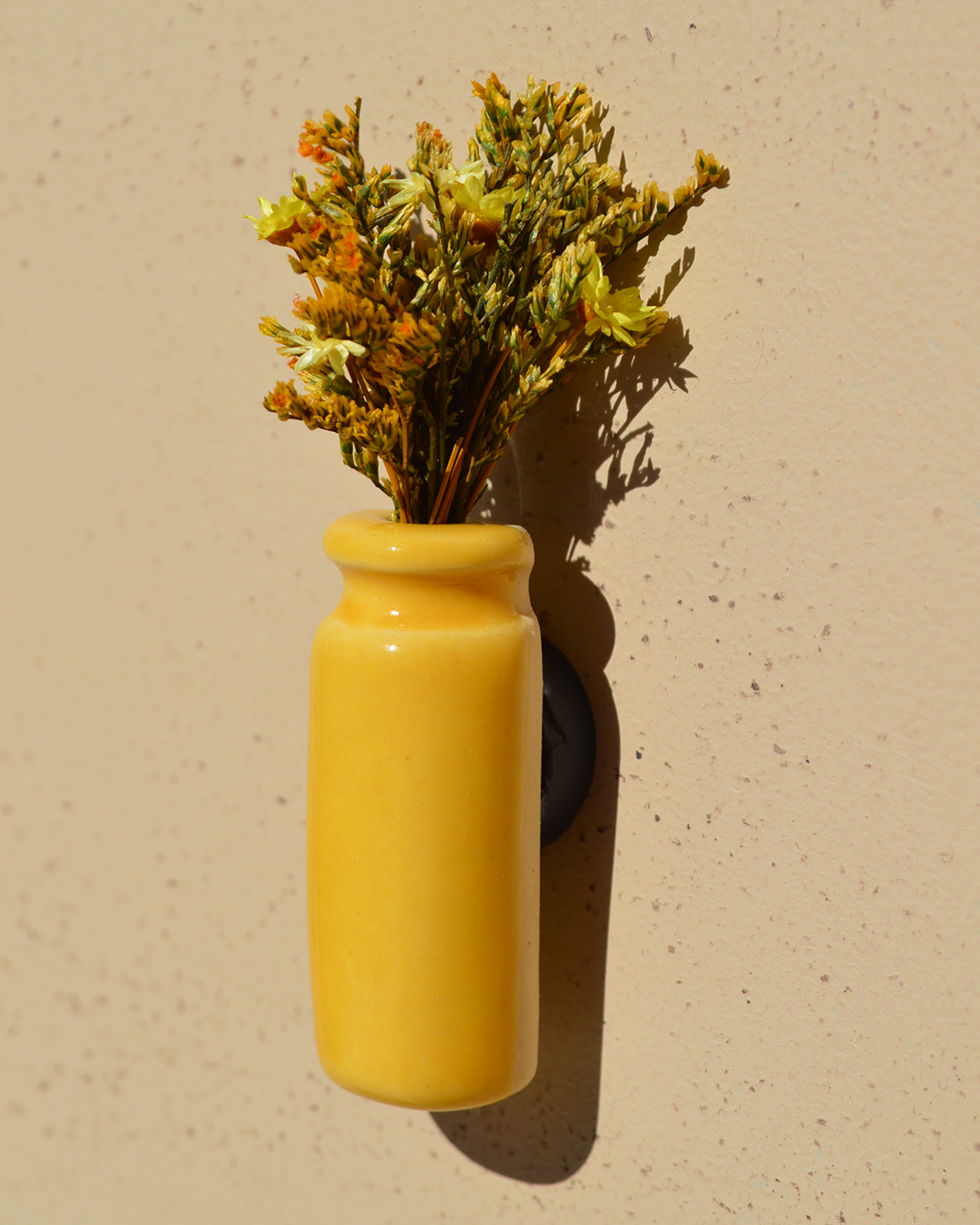 Dried Flower Yellow Magnet