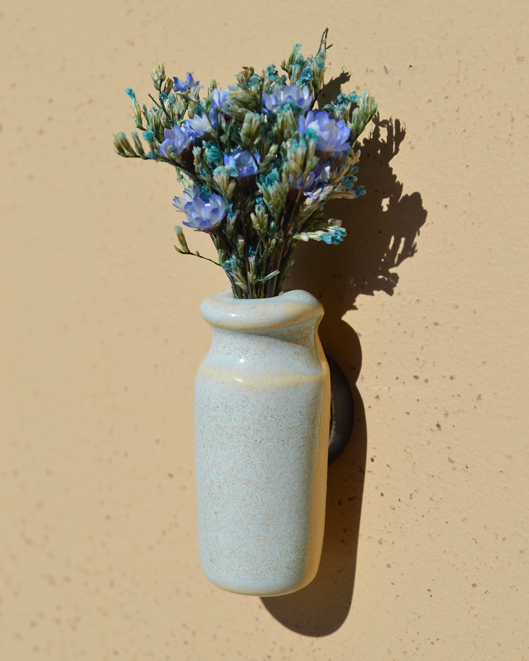 Dried Flower Blue Magnet