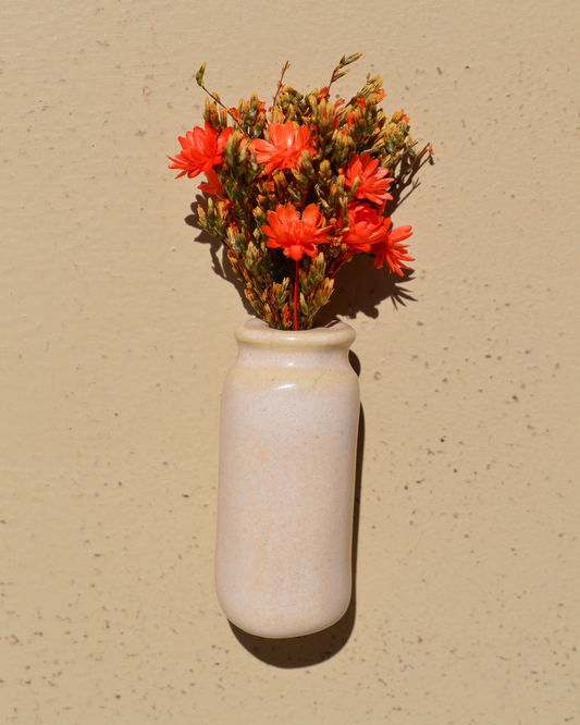 Dried Flower Pink Vase Magnet